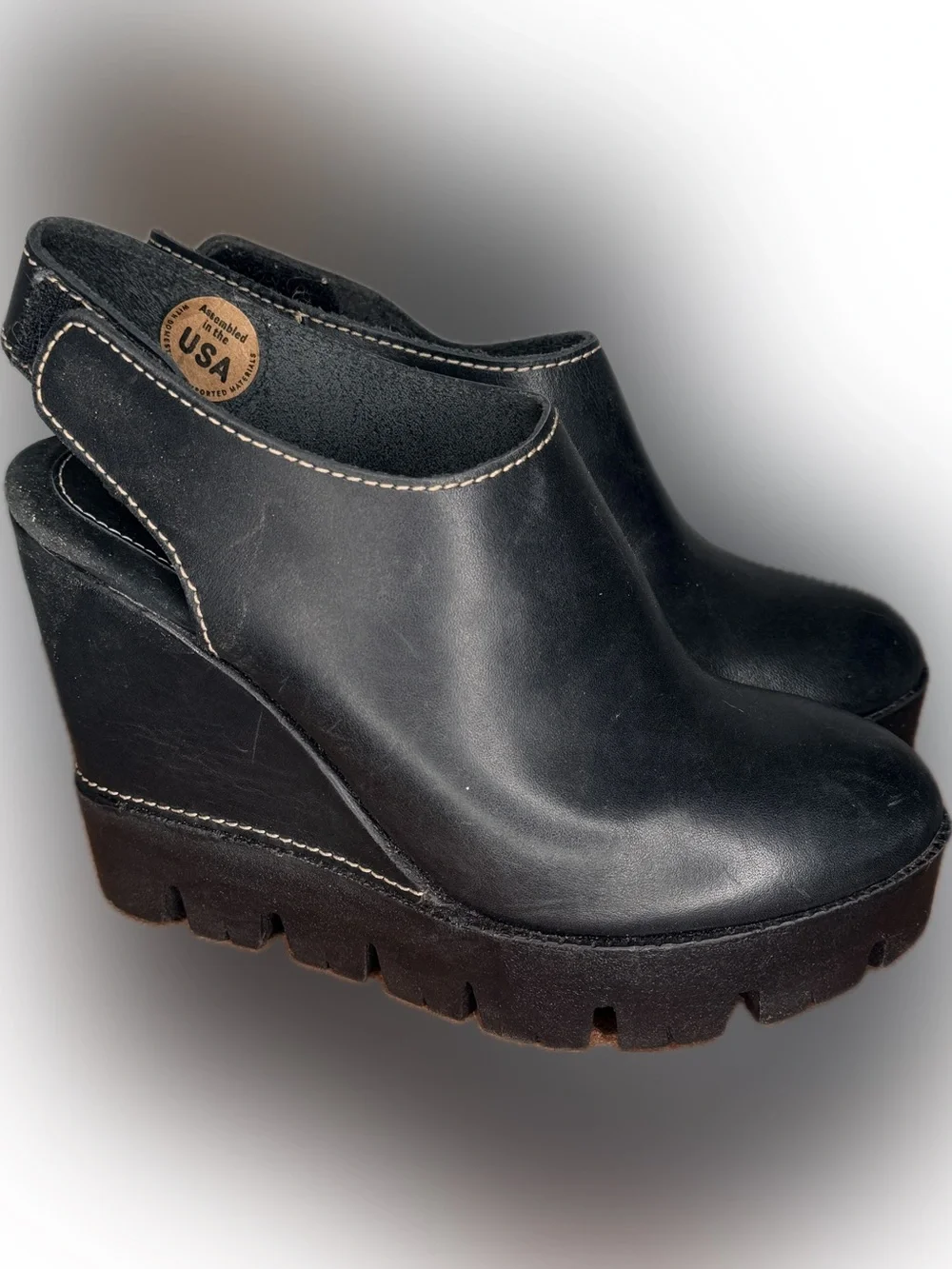 Sbicca Vintage Collection Black Wedge Leather Heels